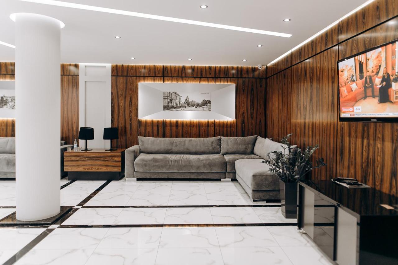 Boutique Hotel Central 리우네 외부 사진