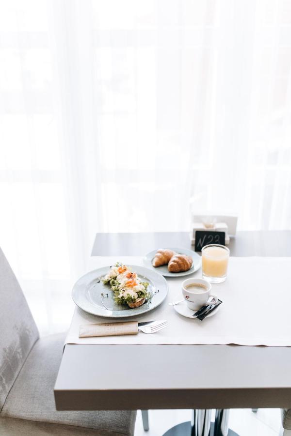 Boutique Hotel Central 리우네 외부 사진