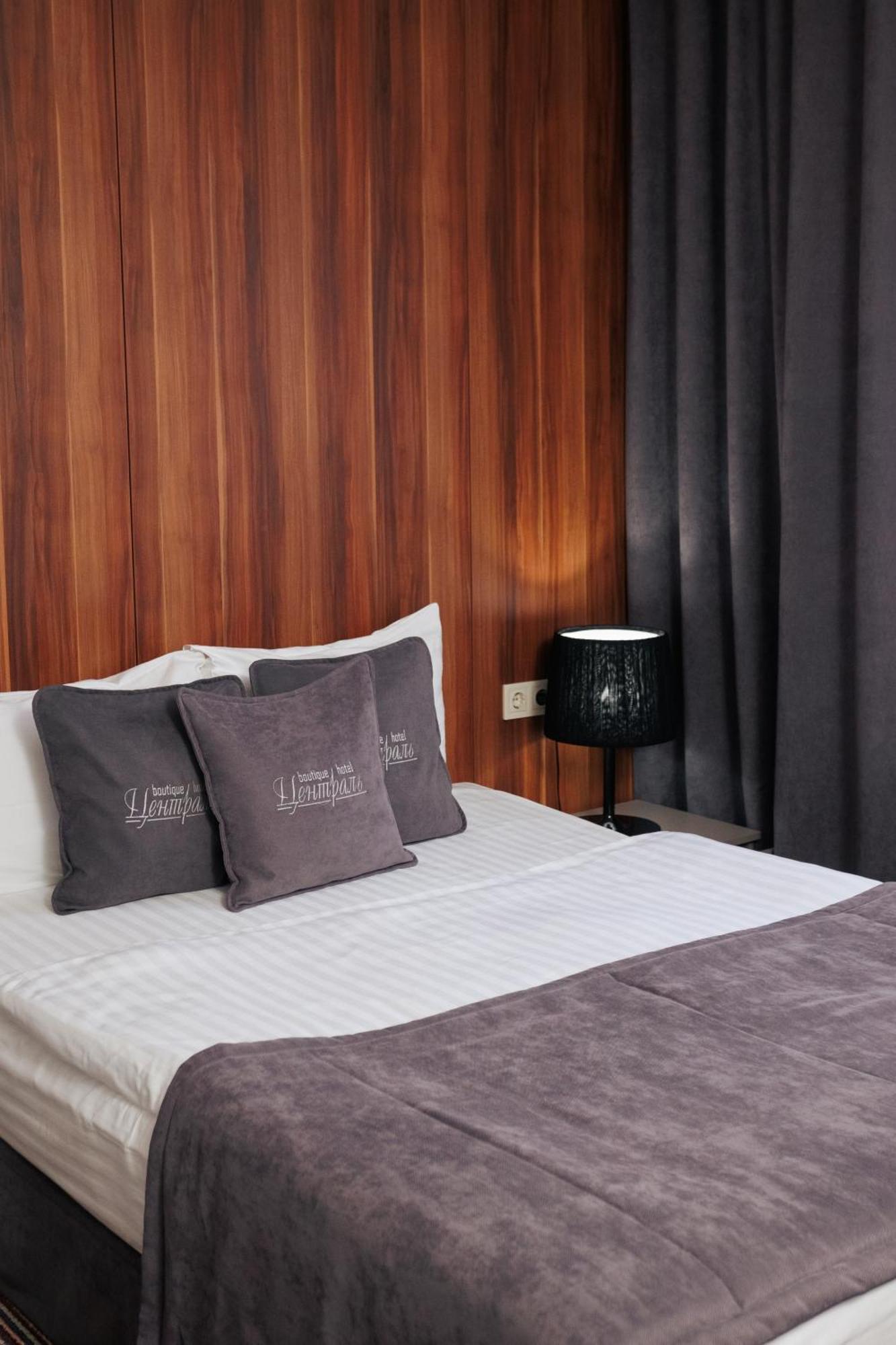 Boutique Hotel Central 리우네 외부 사진