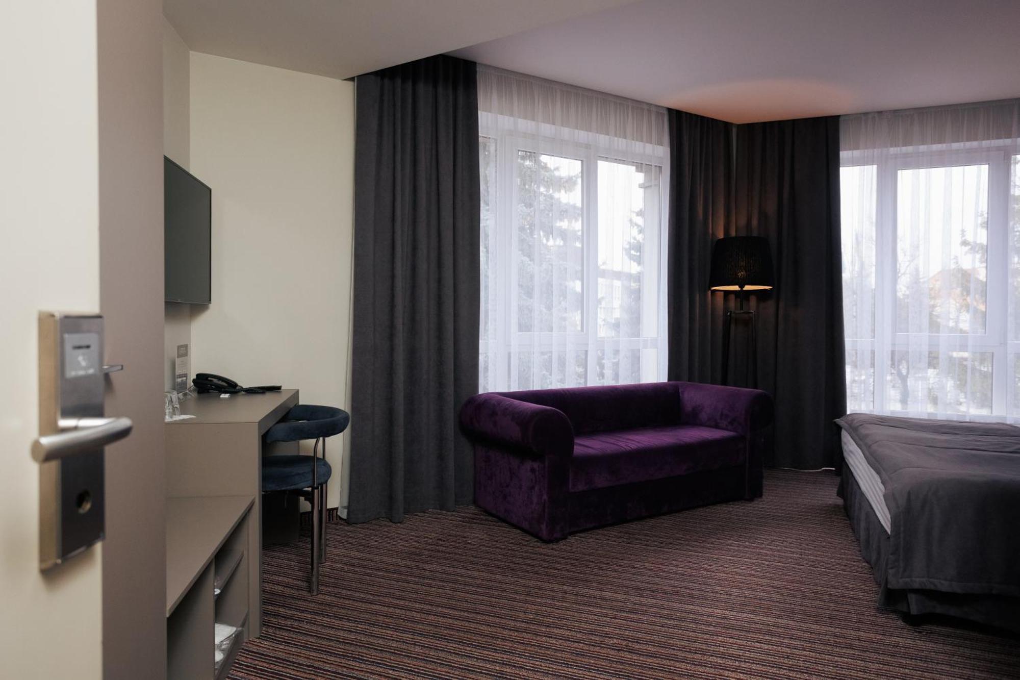Boutique Hotel Central 리우네 외부 사진