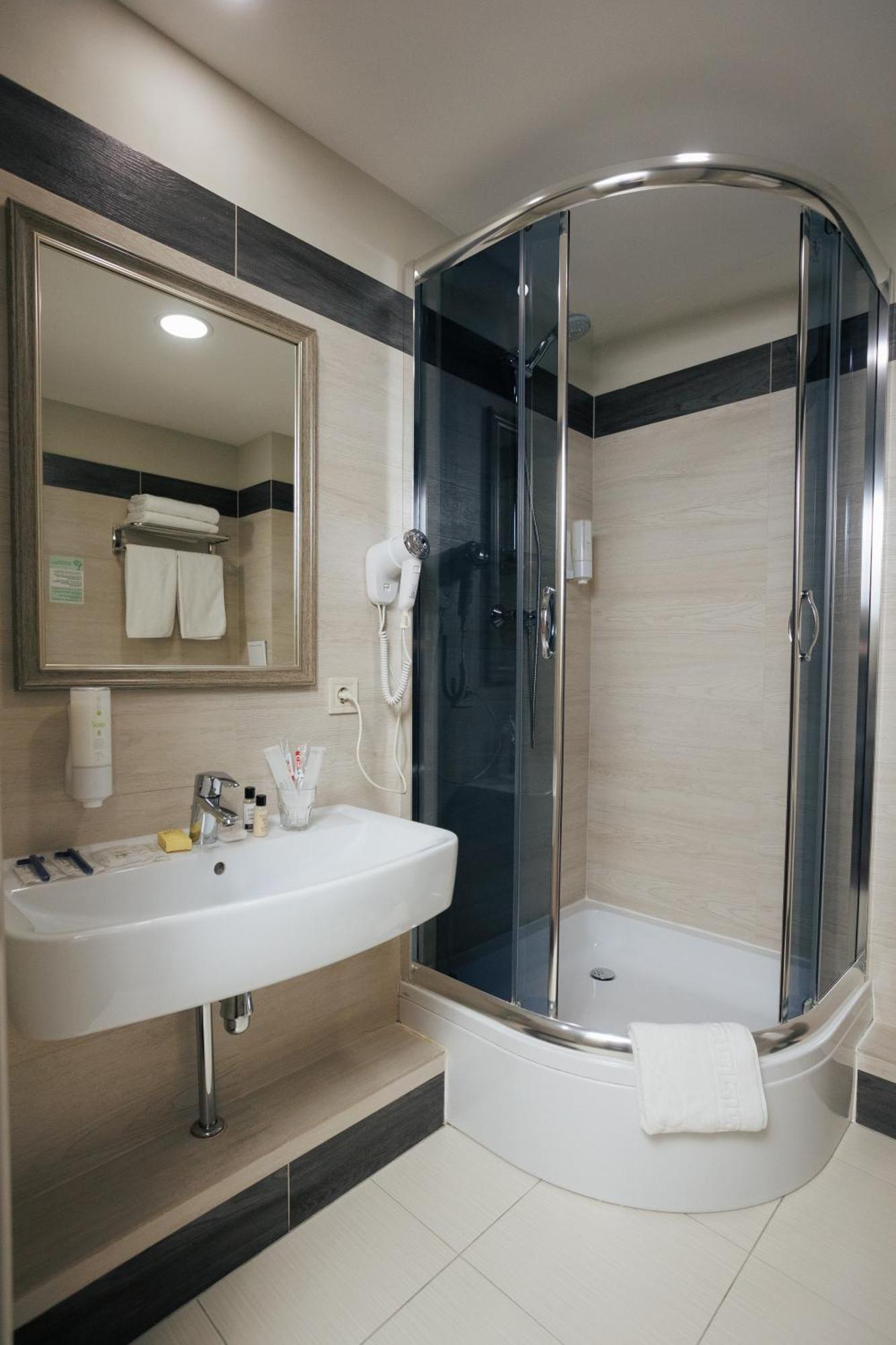 Boutique Hotel Central 리우네 외부 사진