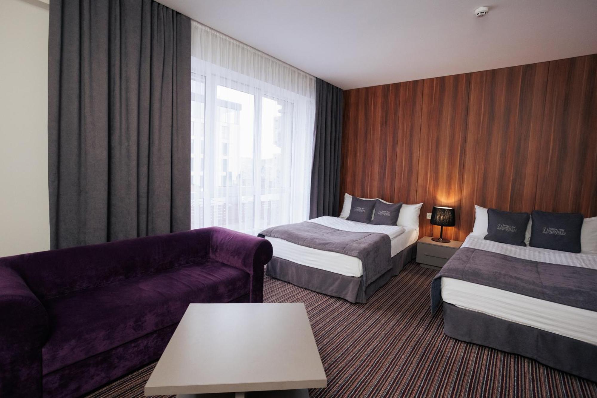 Boutique Hotel Central 리우네 외부 사진