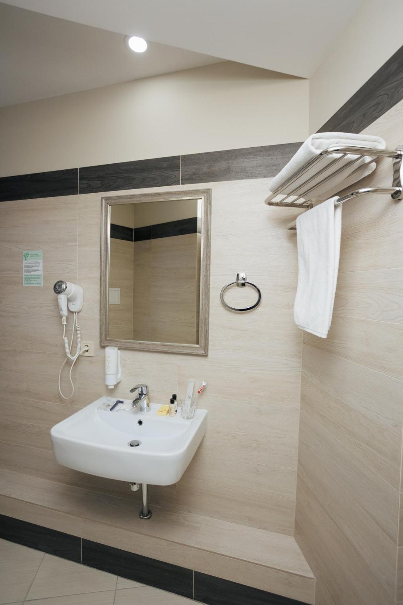 Boutique Hotel Central 리우네 외부 사진